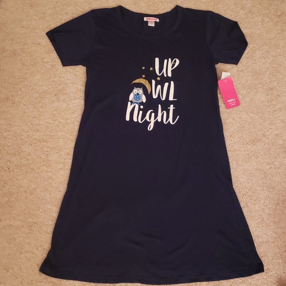Dollhouse Other - NWT- JR'S night shirt